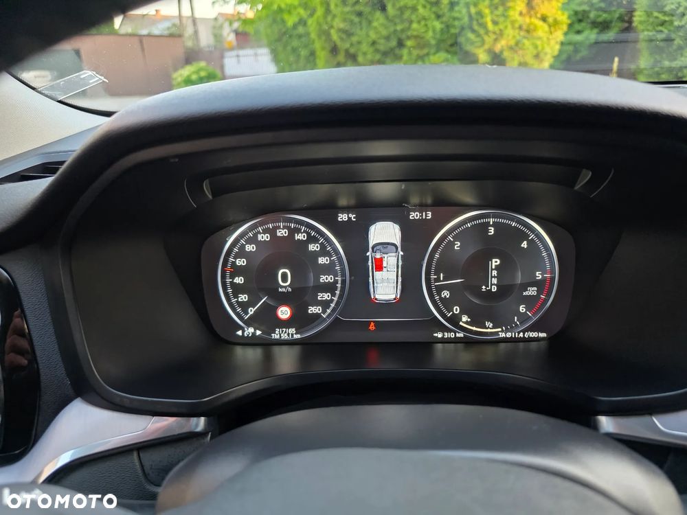 Volvo V60 D4 Momentum - 19
