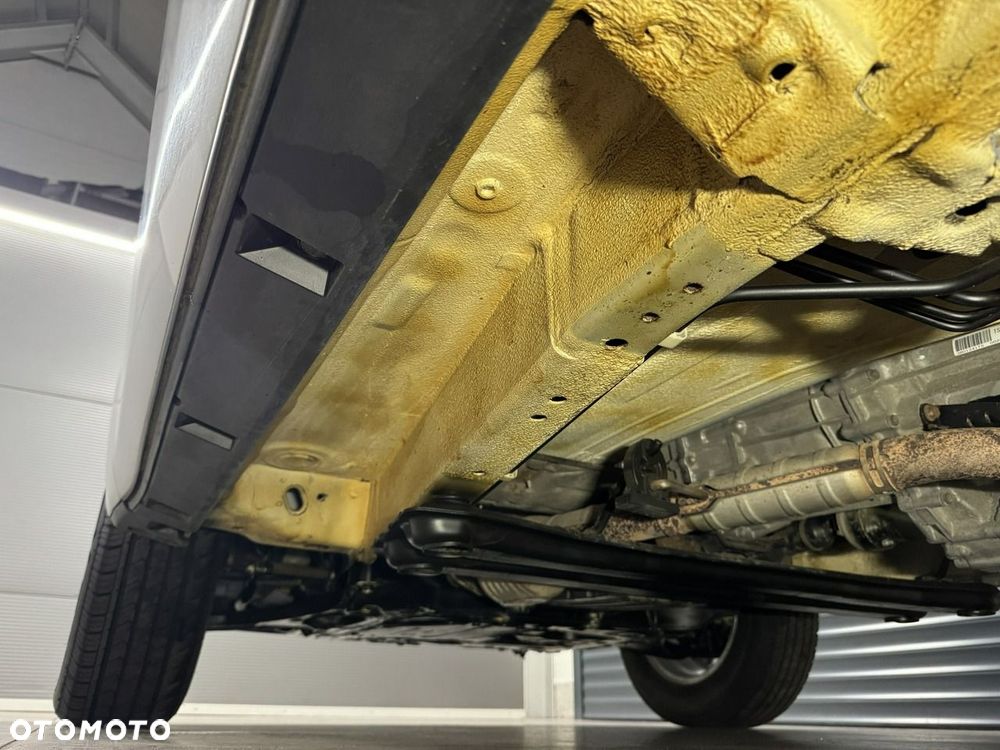 Suzuki Grand Vitara - 38