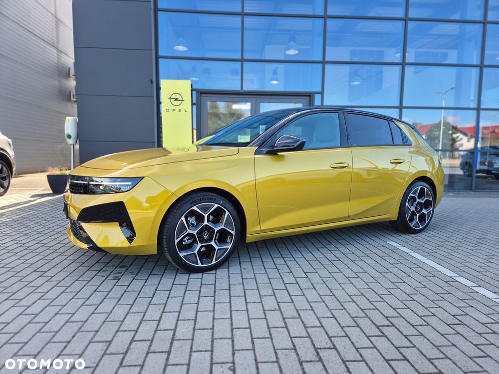 Opel Astra 1.2 T mHEV Ultimate S&S eDTC - 4