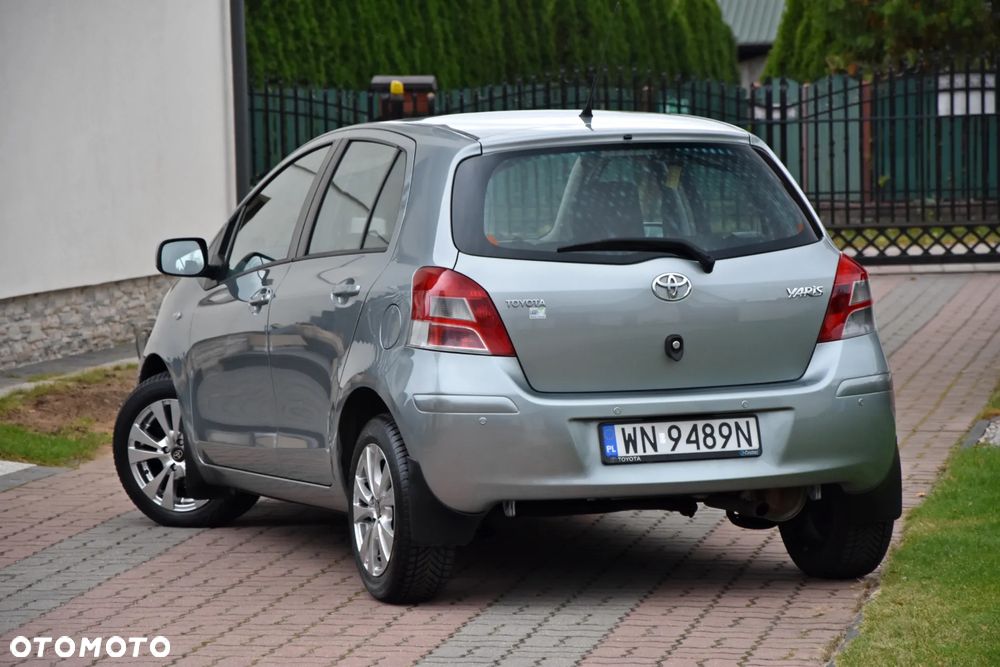 Toyota Yaris 1.33 VVT-i Multidrive S Executive - 8