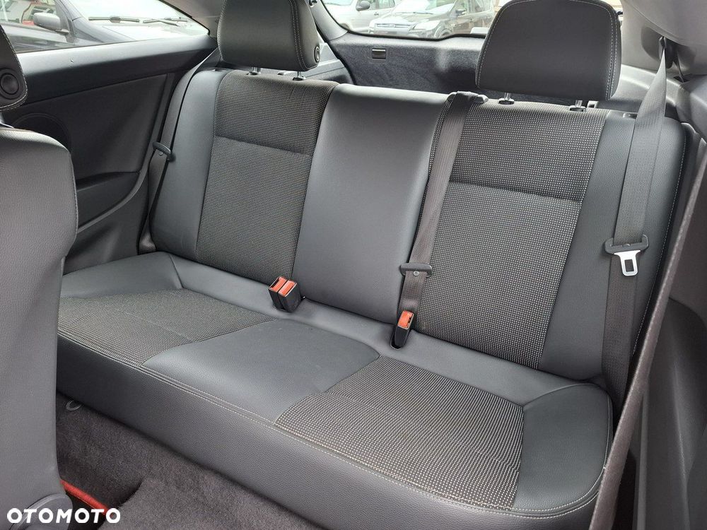 Opel Astra 1.8 Innovation - 19