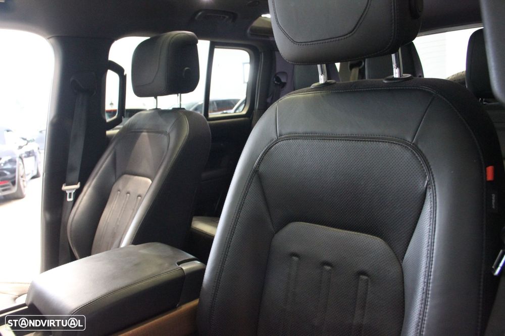 Land Rover Defender 3.0 I6 110 AWD X-Dynamic HSE - 13