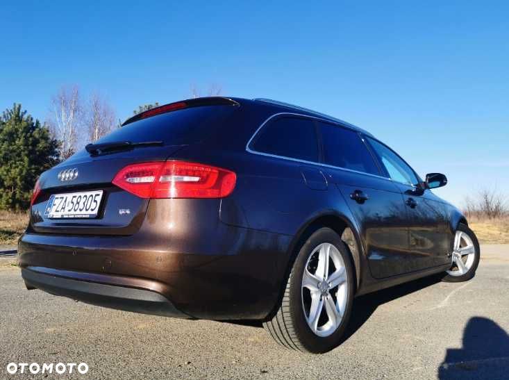 Audi A4 Avant - 5