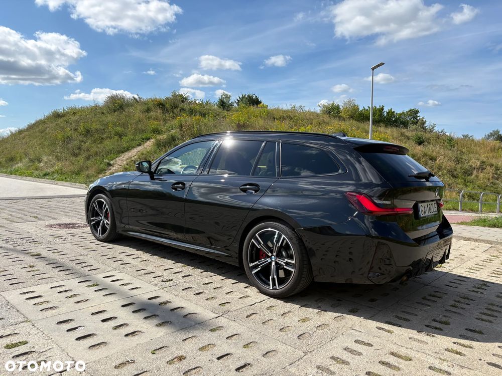 BMW Seria 3 330i xDrive M Sport - 5
