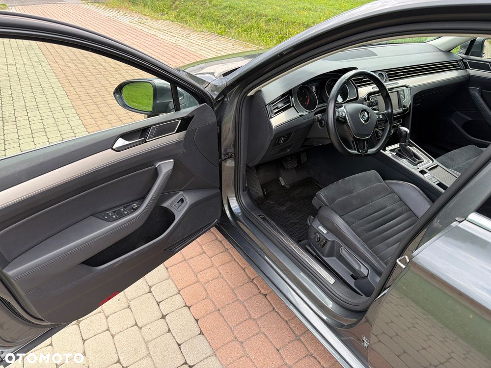 Volkswagen Passat 2.0 TDI BMT 4Mot Highline DSG - 13