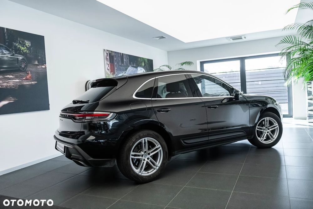 Porsche Macan Standard - 24