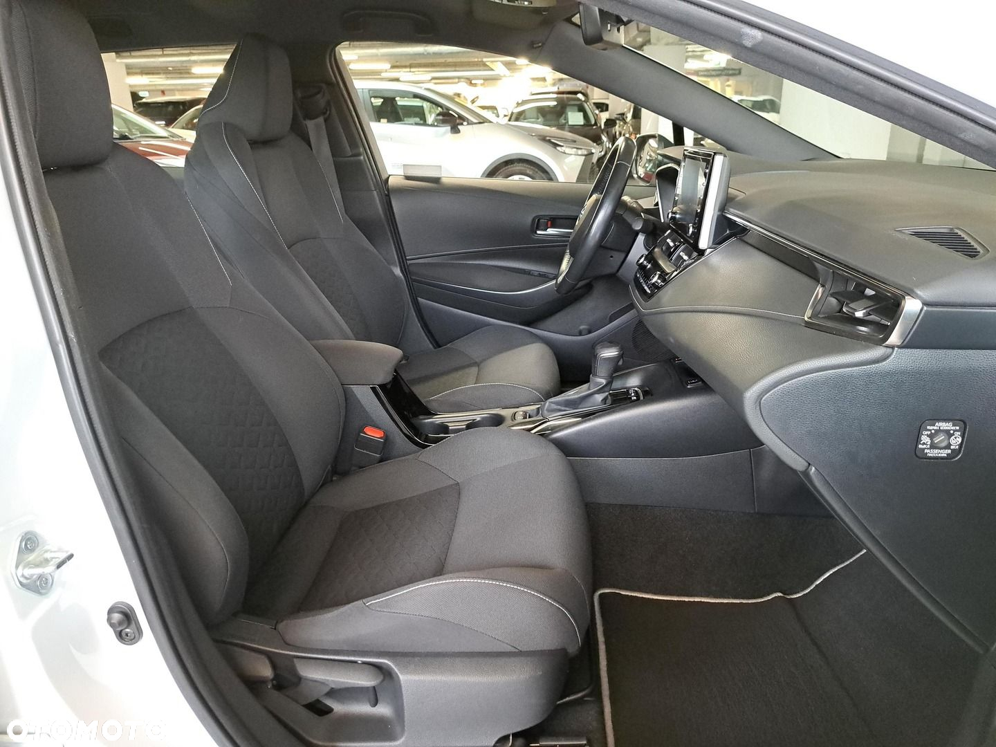 Toyota Corolla 1.8 Hybrid Comfort - 15