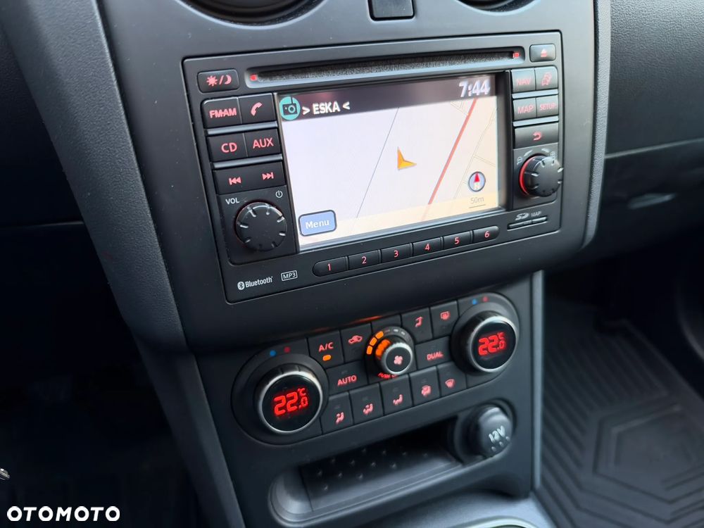 Nissan Qashqai - 14