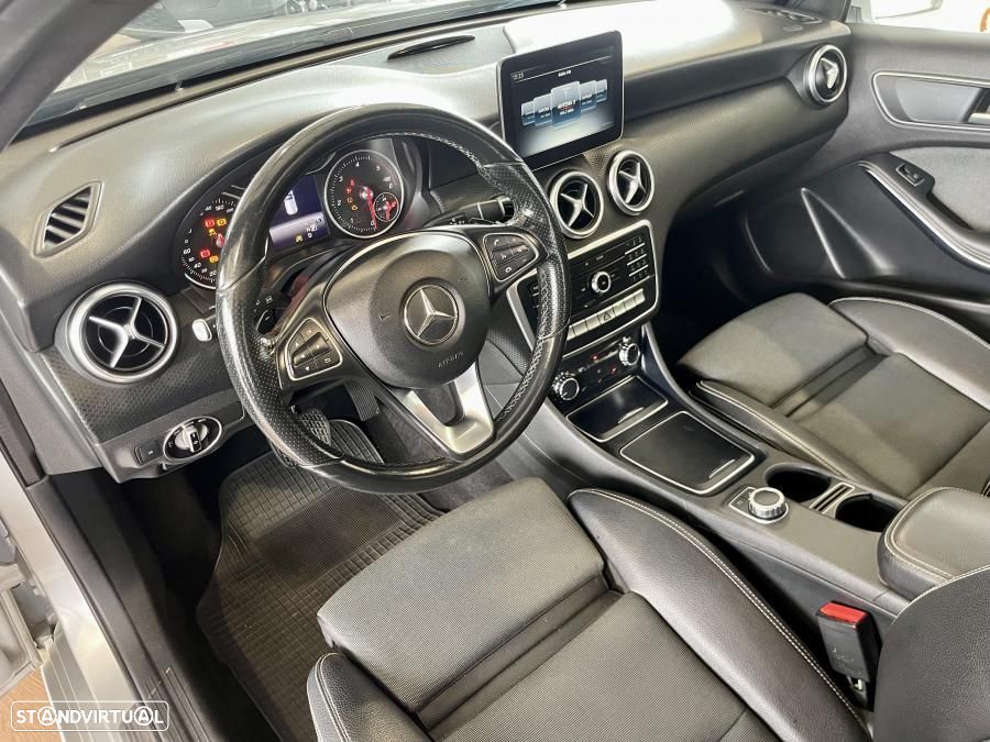 Mercedes-Benz A 180 d AMG Line Aut. - 12