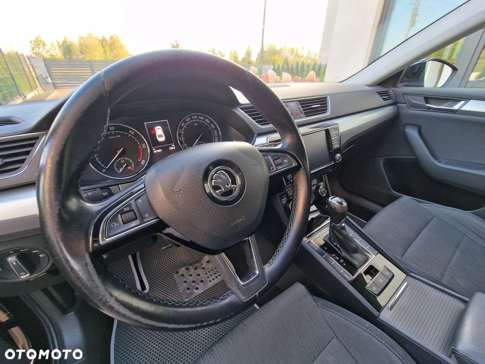 Skoda Superb 1.6 TDI Style DSG - 14
