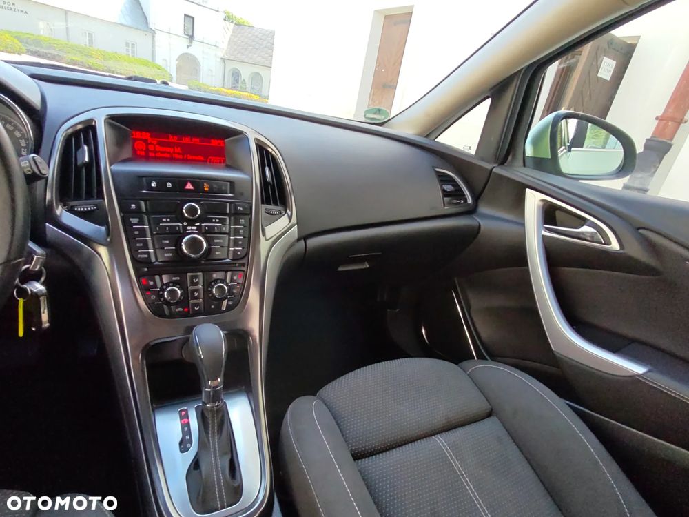 Opel Astra 1.6 Cosmo - 18