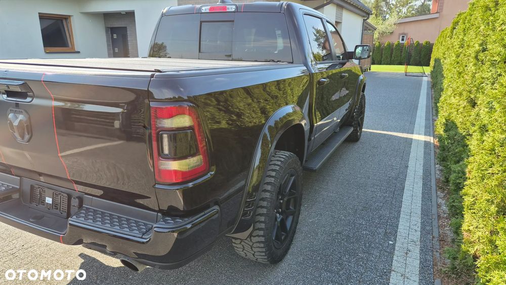 RAM 1500 Crew Cab Longbed Laramie - 4
