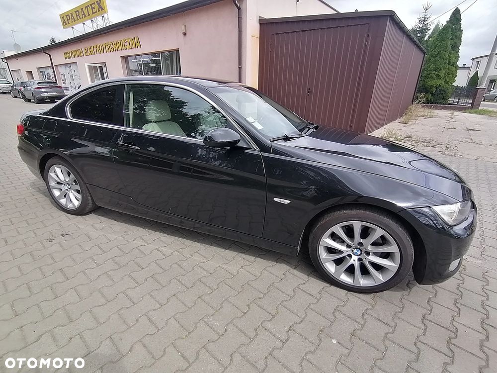 BMW Seria 3 320d Coupe - 7