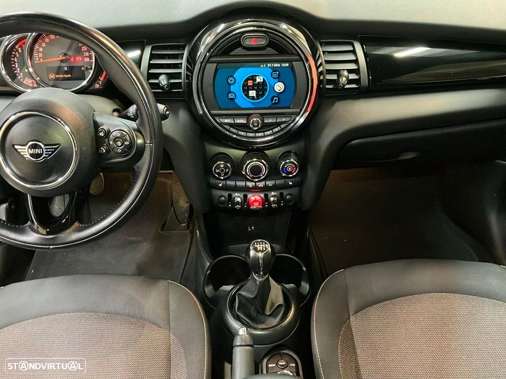 MINI 3 Portas One - 9