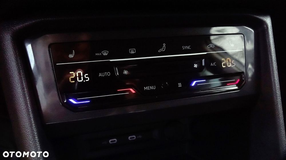 Volkswagen Tiguan - 37