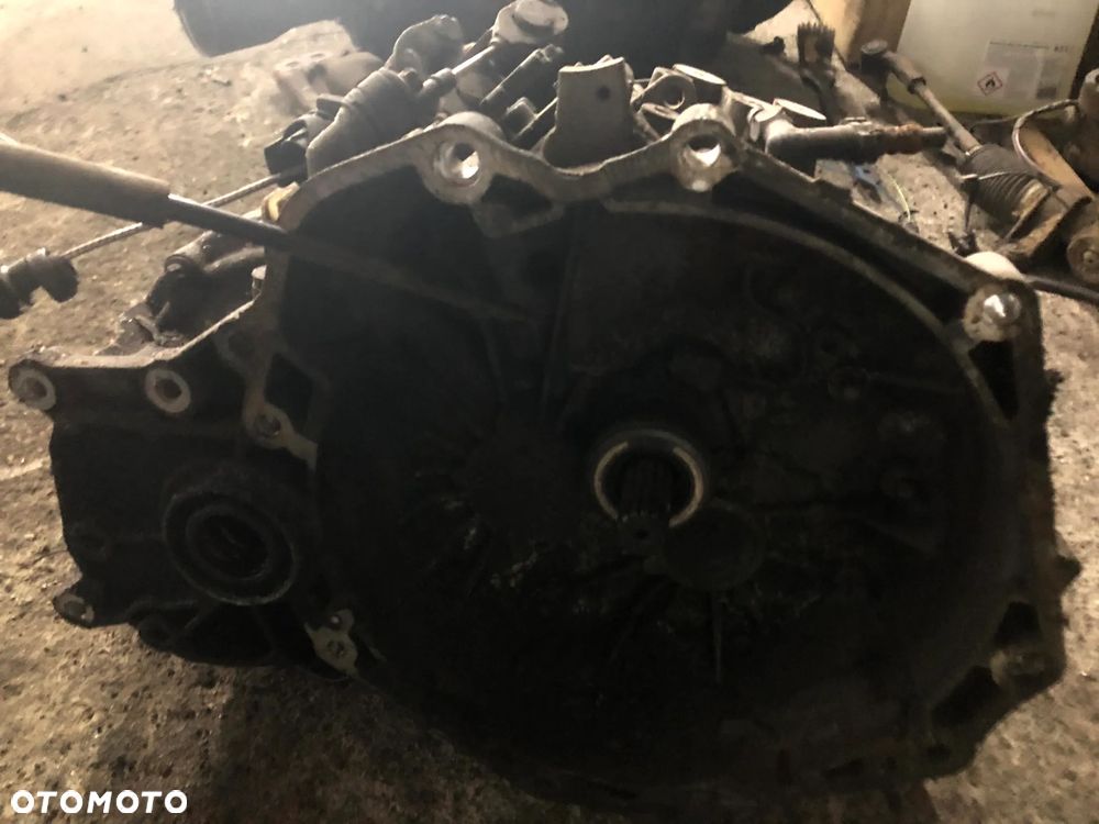 SKRZYNIA BIEGÓW OPEL ASTRA ZAFIRA A 2.0D 5495775 - 3