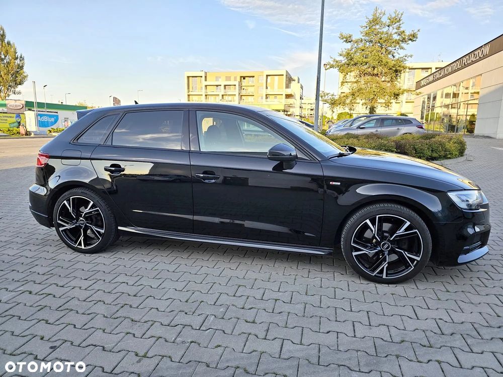 Audi A3 Sportback - 11