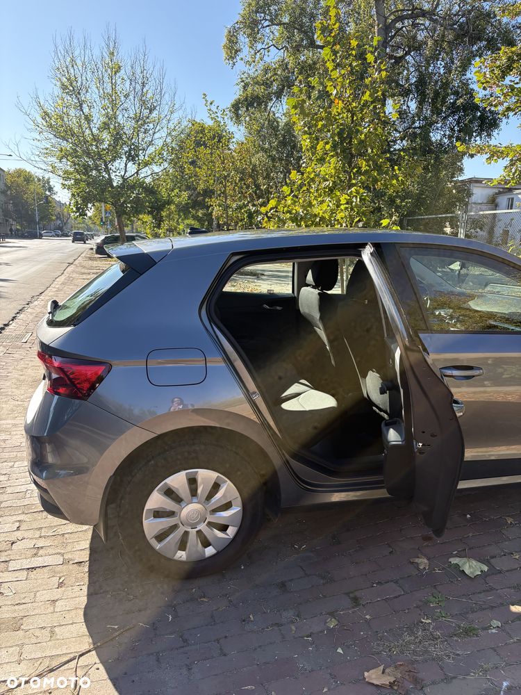 Skoda Fabia - 8