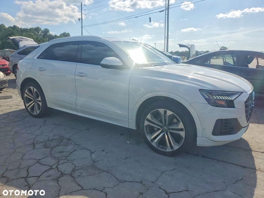 Audi Q8 - 5