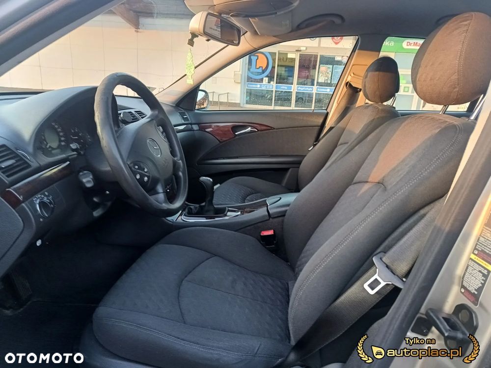 Mercedes-Benz Klasa E 220 CDI Classic DPF - 21