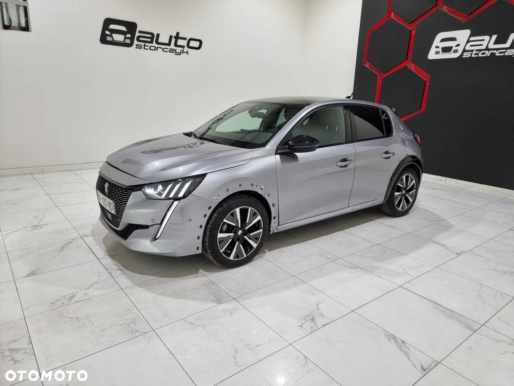 Peugeot 208 - 1