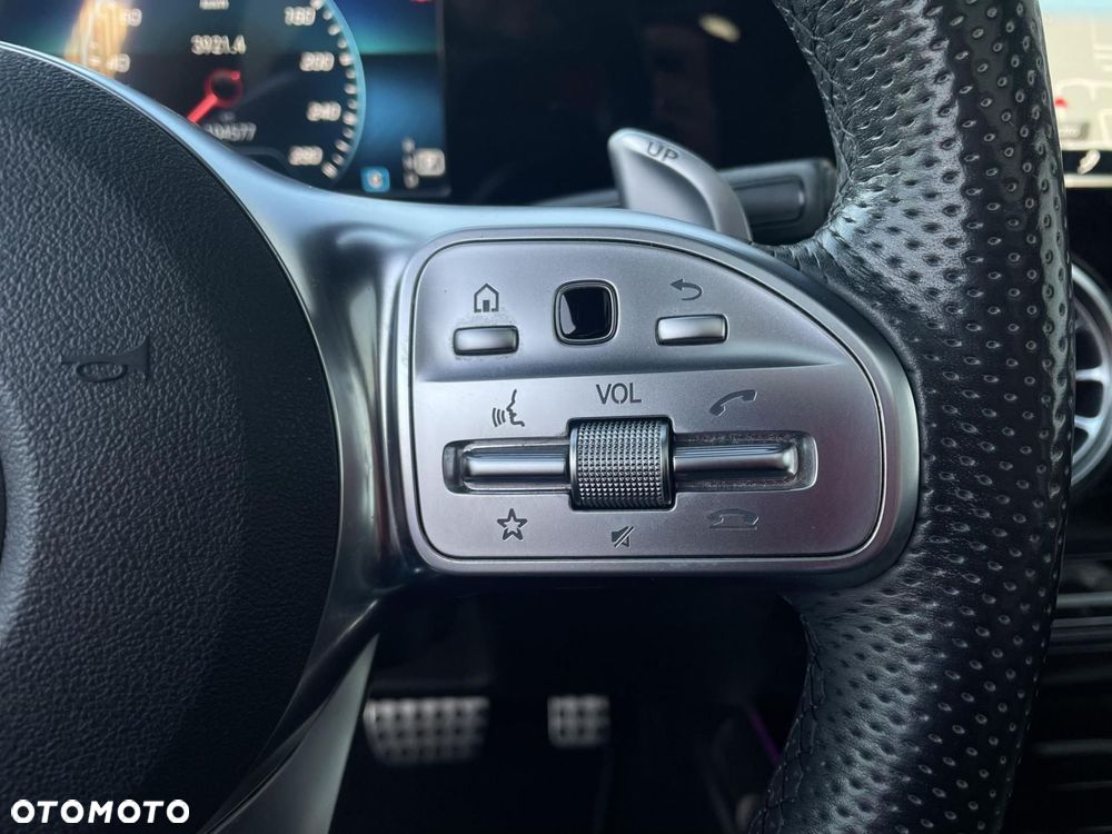 Mercedes-Benz GLB - 15