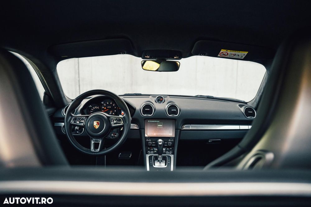 Porsche Cayman 718 GTS 4.0 PDK - 9