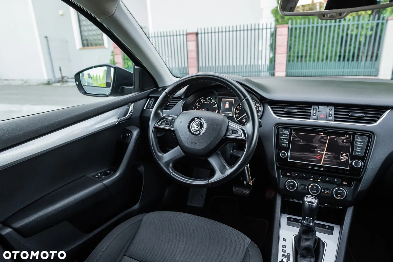 Skoda Octavia Combi 1.8 TSI 4x4 DSG Style - 17
