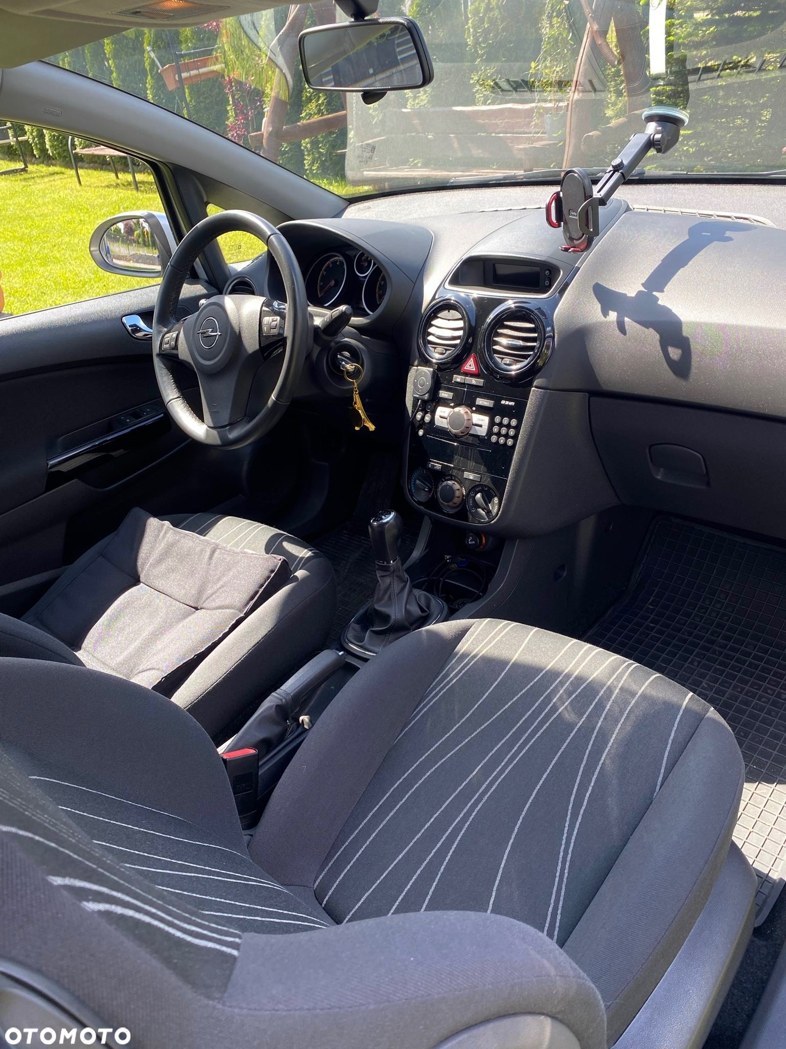 Opel Corsa - 12