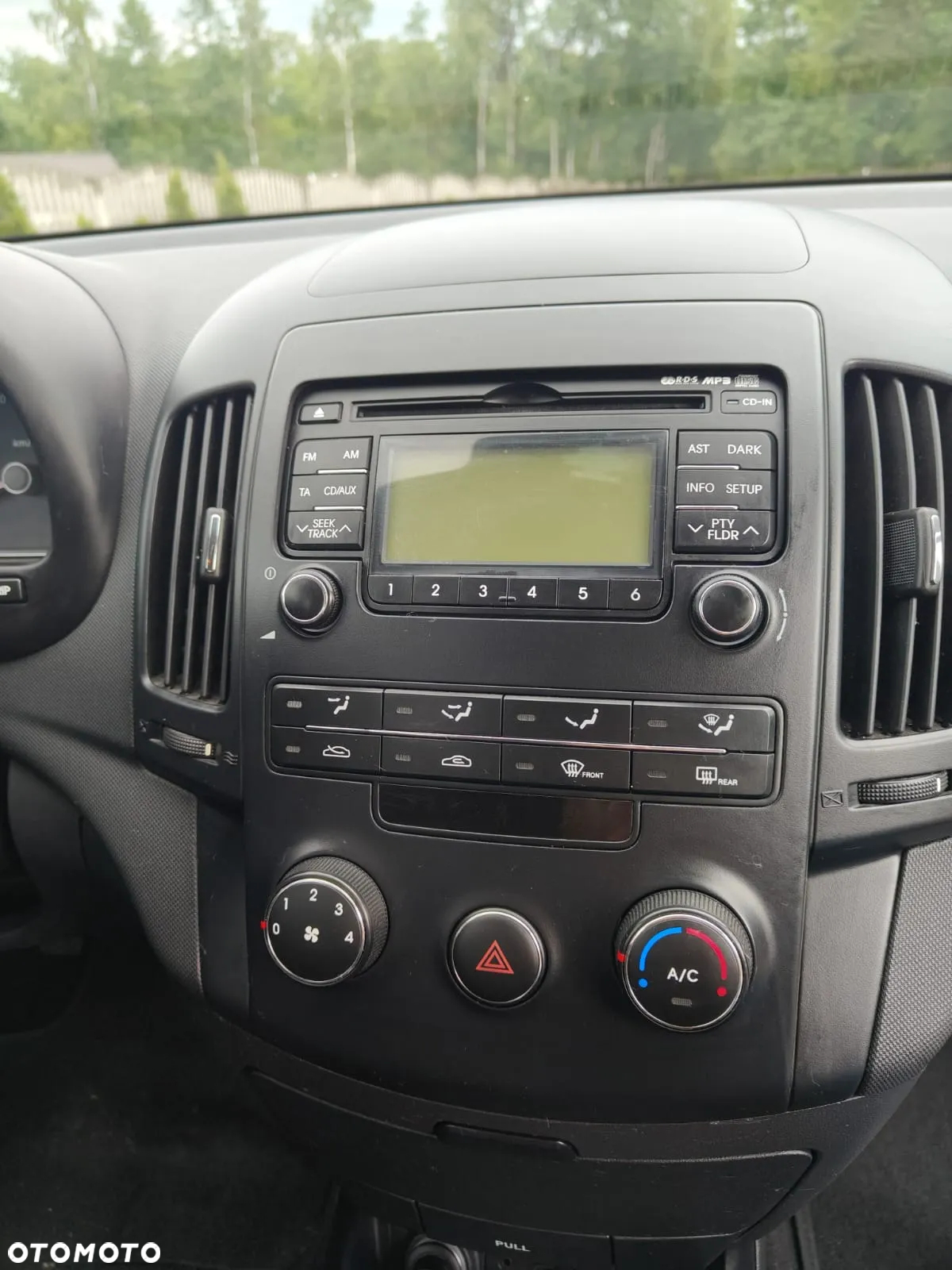 Hyundai i30 1.4 Classic + - 17