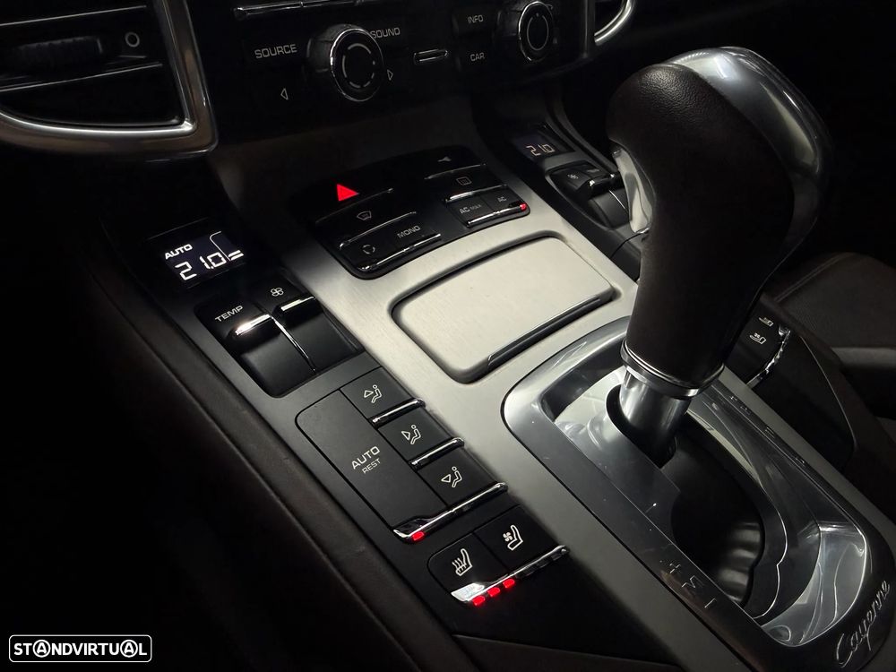 Porsche Cayenne S - 21