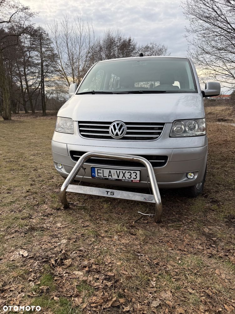 Volkswagen Multivan - 24