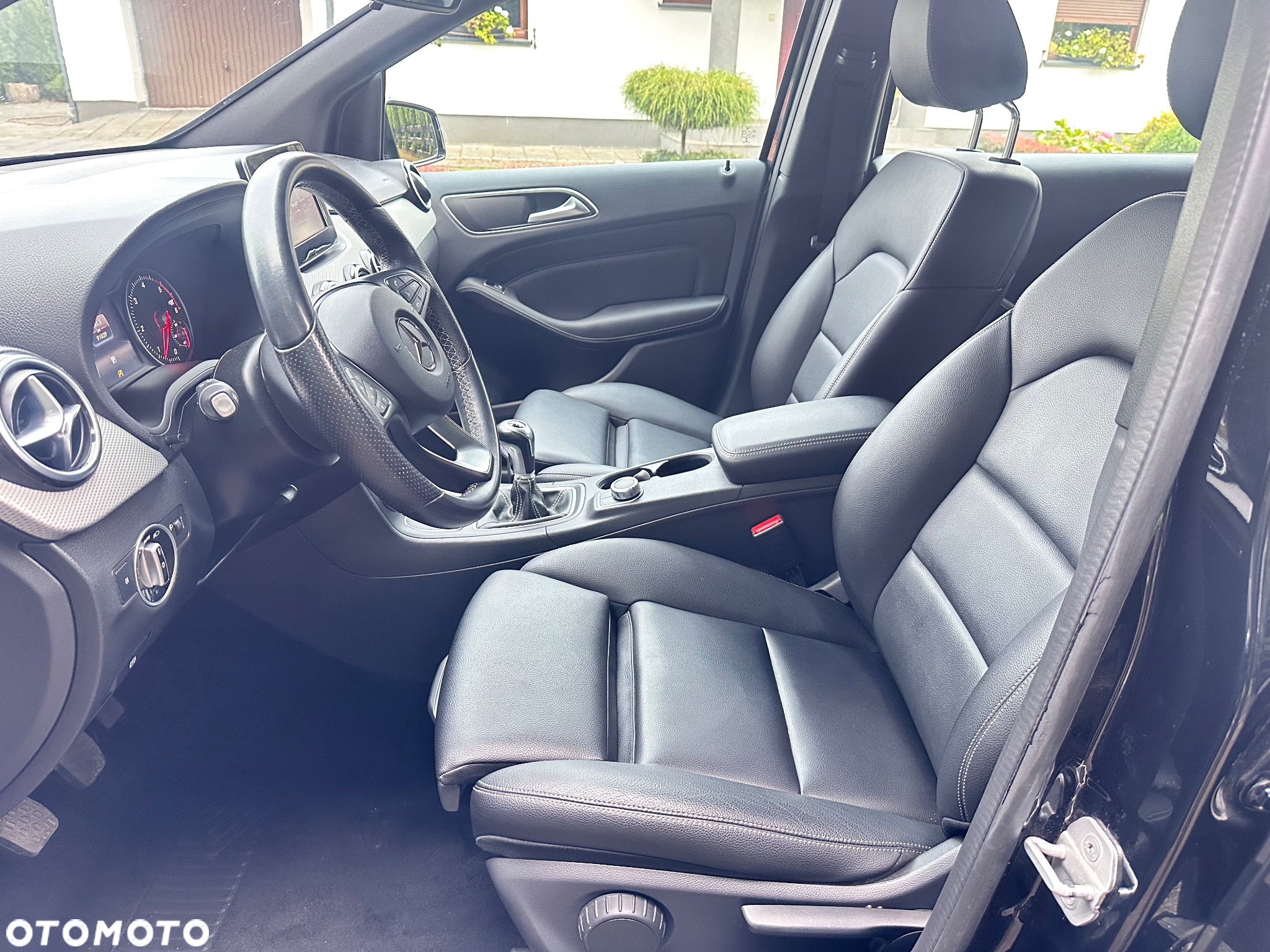 Mercedes-Benz Klasa B 180 CDI BlueEFFICIENCY Edition Style - 17