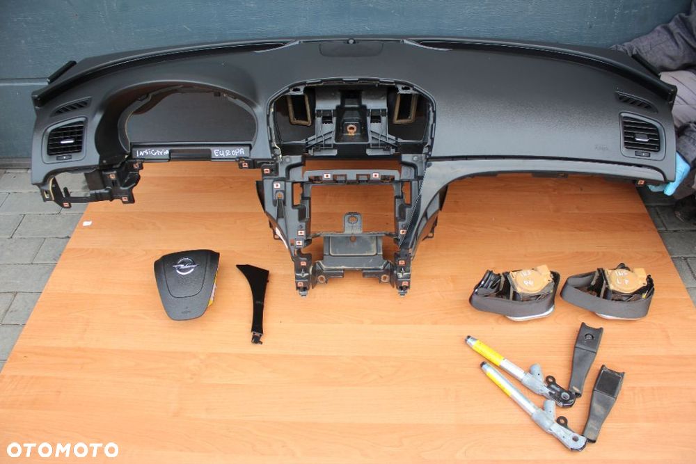 DESKA KONSOLA PODUSZKI NAPINACZA OPEL INSIGNIA A  EUROPA PRZEBIEG 80 TYS km ORYGINAL!!!! - 2