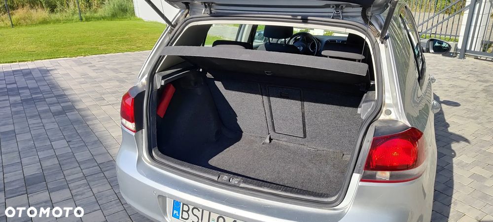 Volkswagen Golf 1.6 TDI BlueMot Comfortline - 4