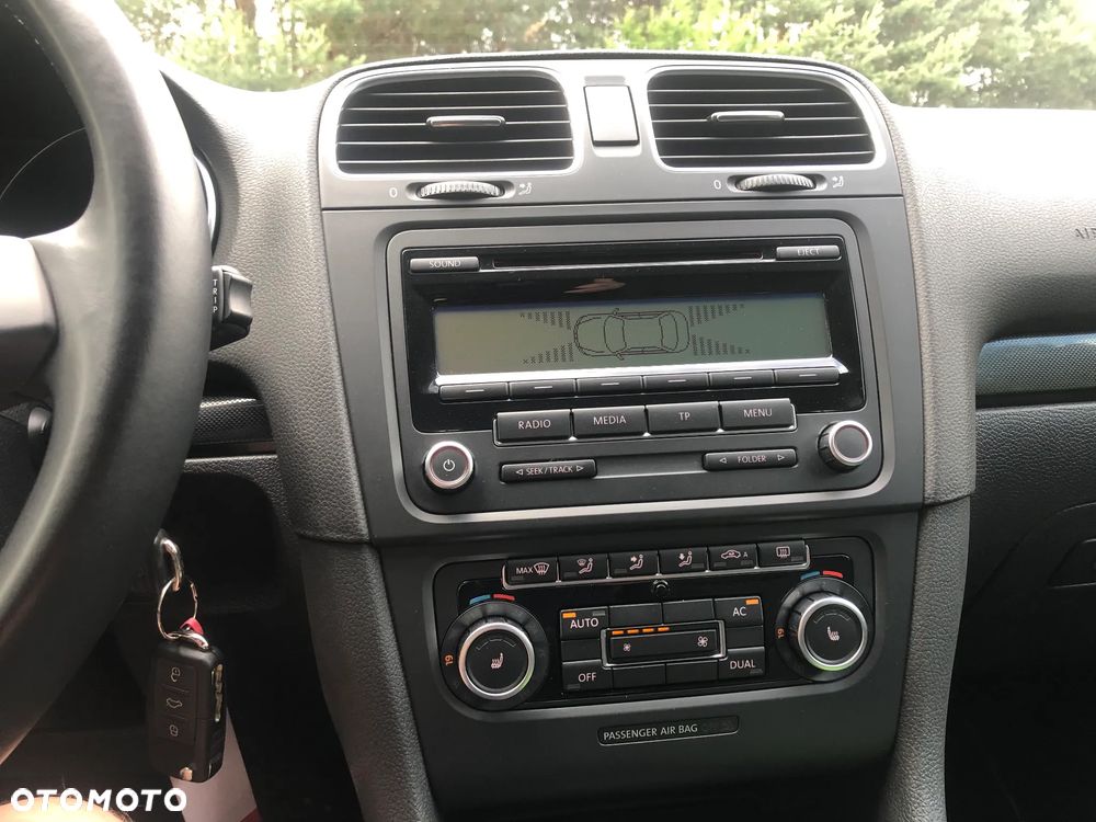 Volkswagen Golf - 18