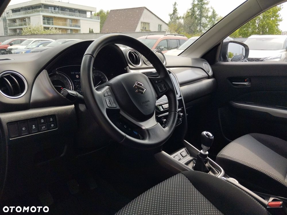 Suzuki Vitara 1.4 Boosterjet SHVS Premium 4WD - 9