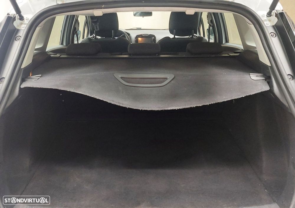 Renault Clio Sport Tourer 0.9 TCe Limited - 9