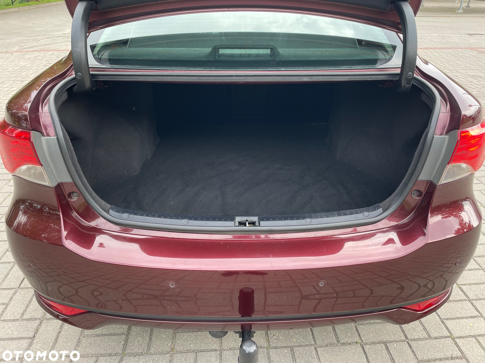 Toyota Avensis 1.8 Executive - 9