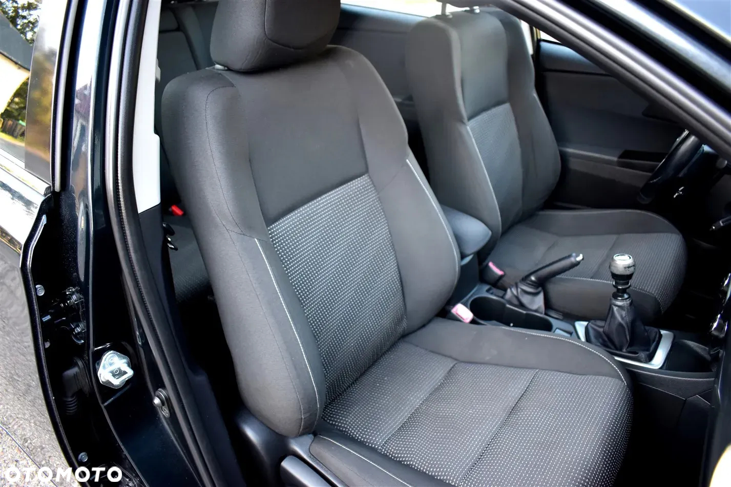 Toyota Auris 1.6 Sol - 20