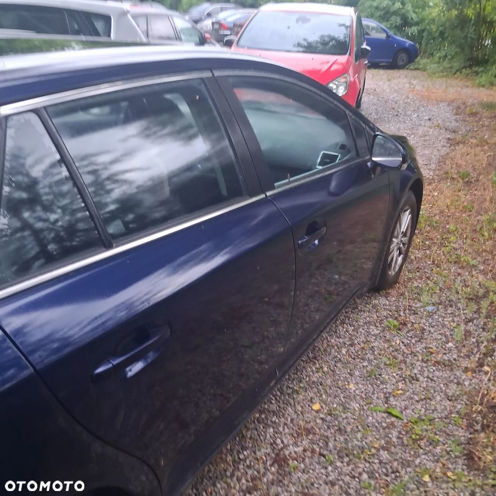 Toyota Avensis 2.0 D-4D Premium - 5