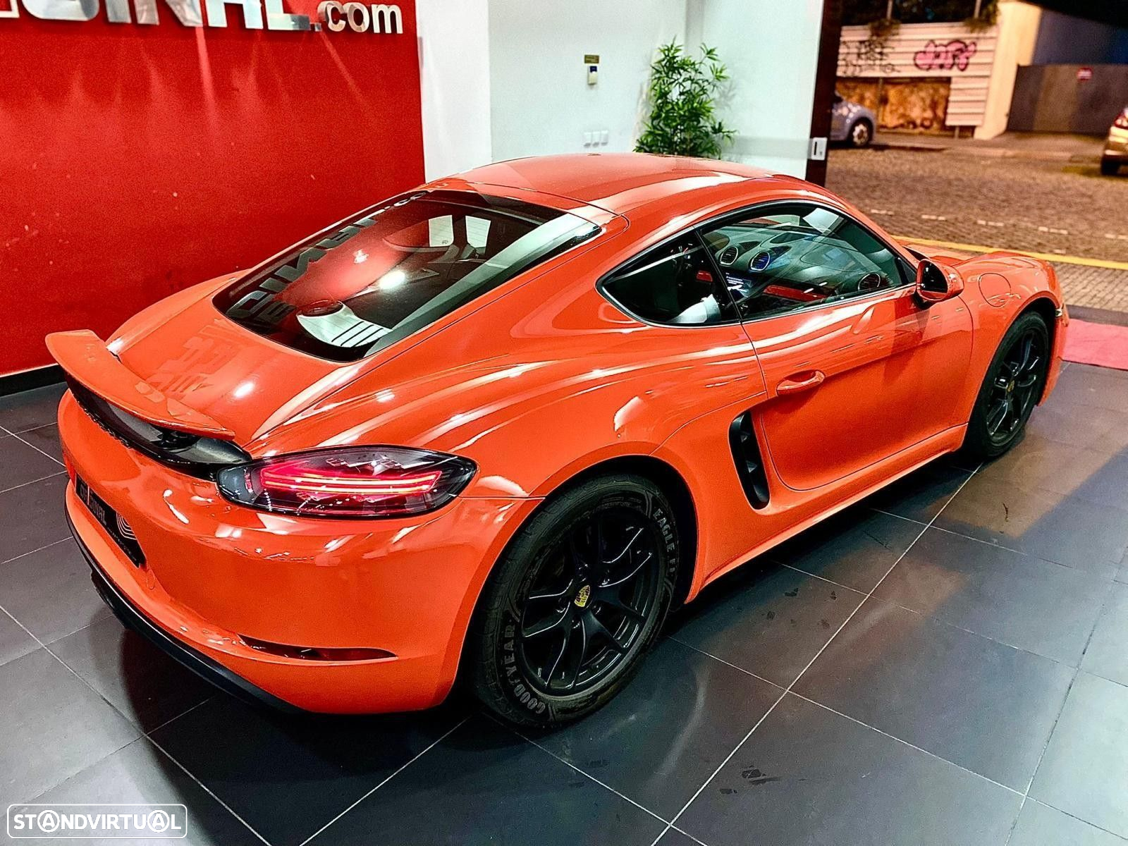 Porsche 718 Cayman 2.0 T - 6