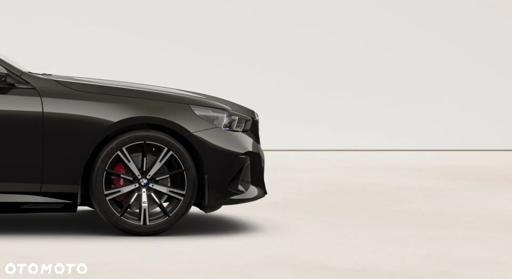 BMW Seria 5 530e xDrive PHEV M Sport - 5