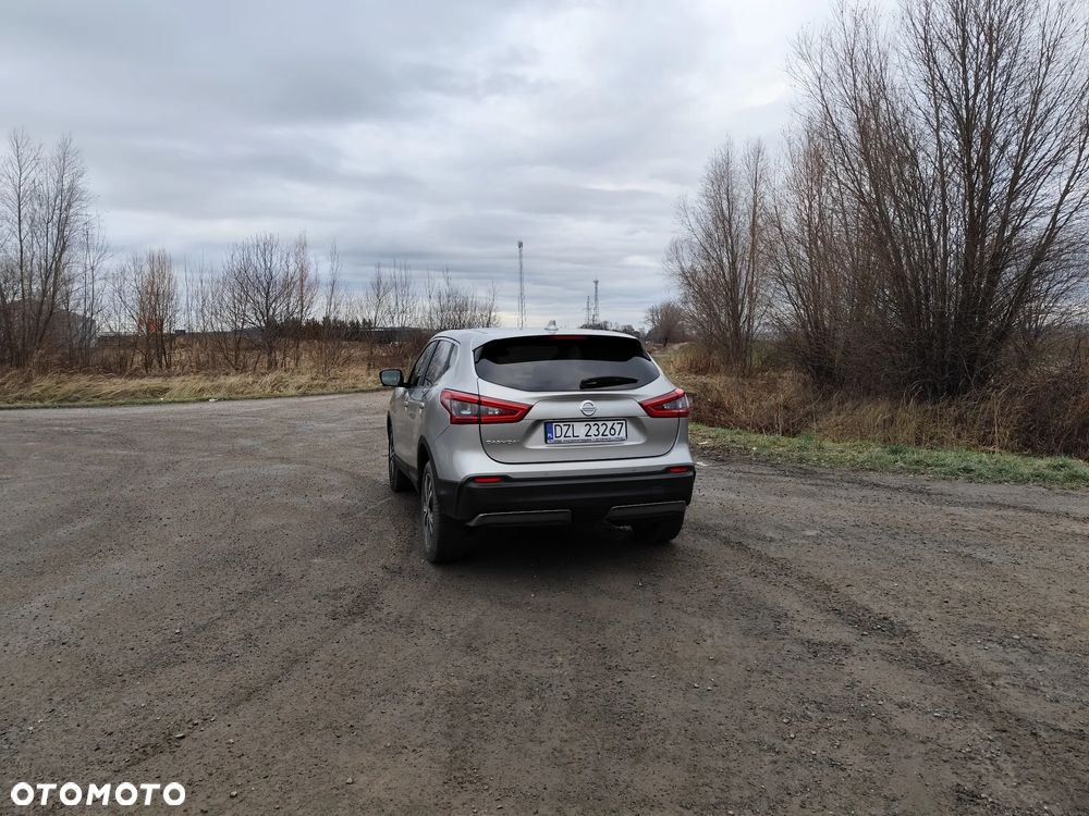 Nissan Qashqai 1.5 dCi N-CONNECTA - 9