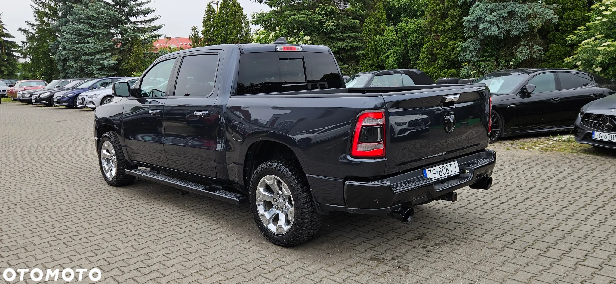 RAM 1500 Crew Cab Laramie - 9