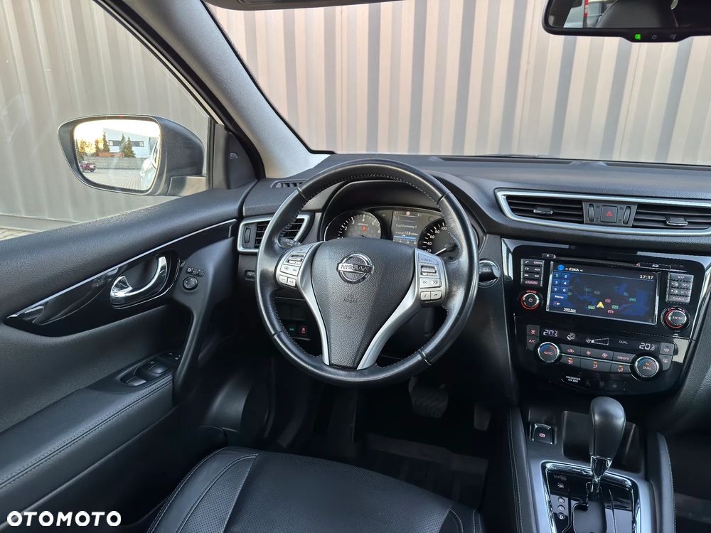 Nissan Qashqai 1.6 Tekna CVT - 23