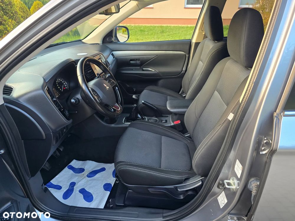 Mitsubishi Outlander 2.0 2WD Edition - 18