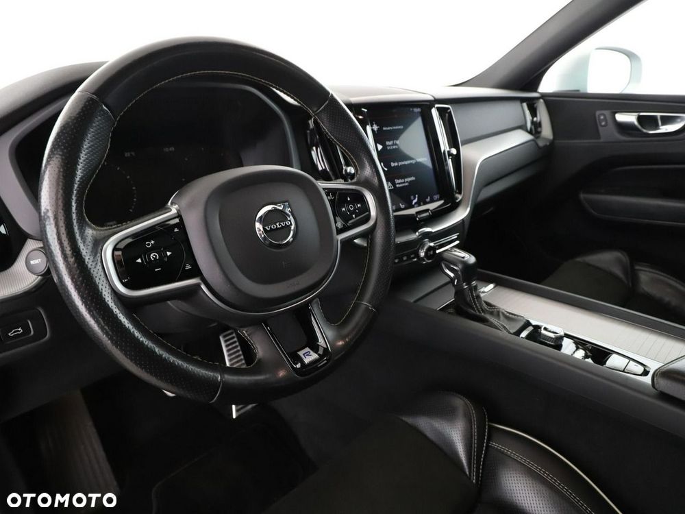 Volvo XC 60 D4 R-Design - 15
