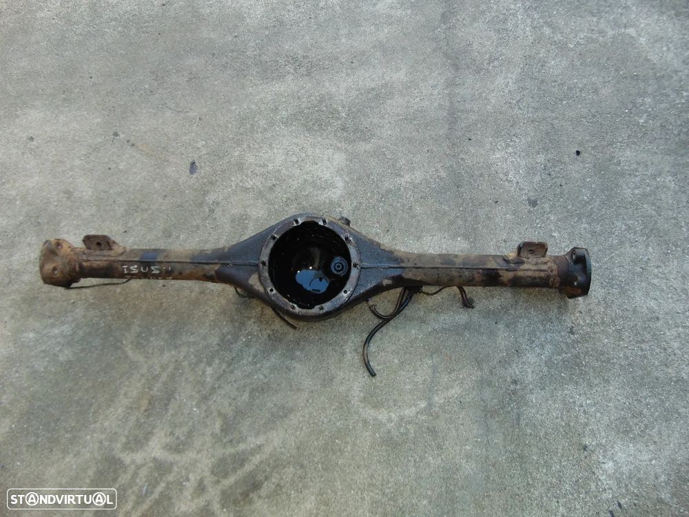 Isuzu Trooper eixo traseiro - 1