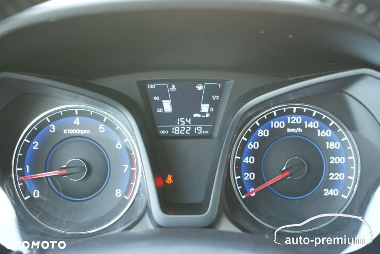 Hyundai ix20 1.4 Premium blue - 12